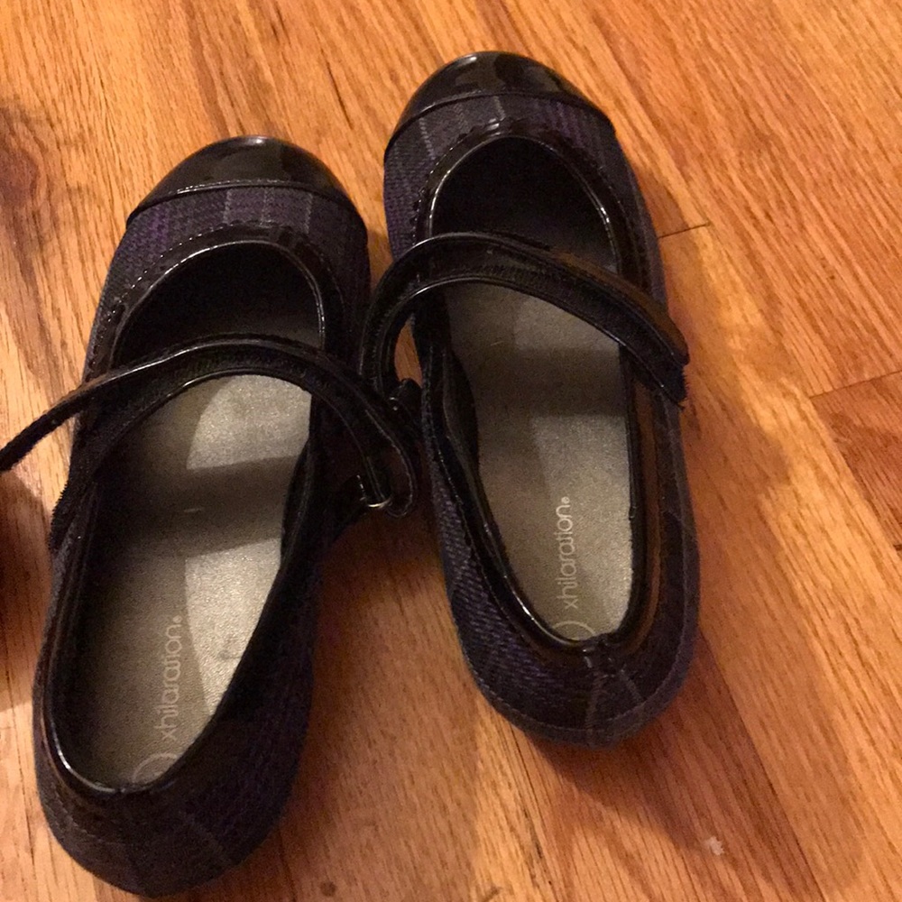 These are some plaid shoes by whilaration